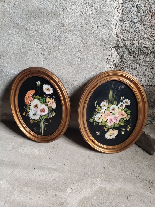 Quadros antigos pintados a mao