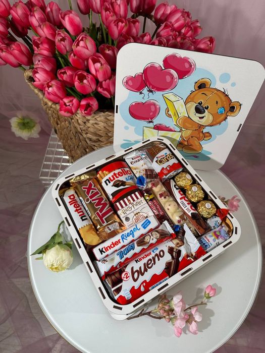 Солодкий бокс з ведмедиком | готовий подарунок Kinder