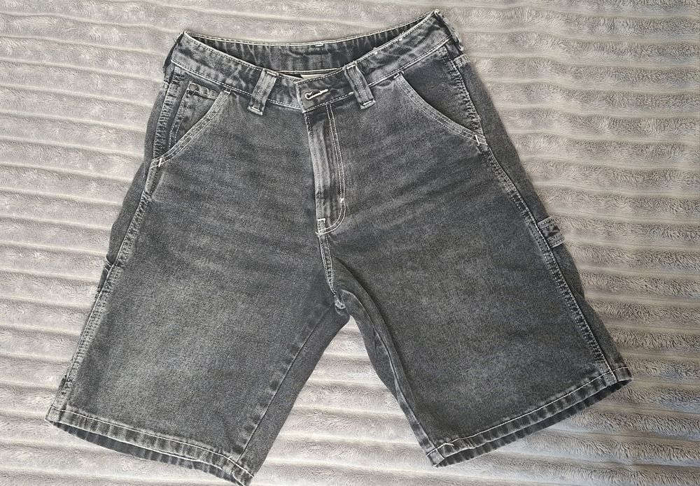 Продам джинсові шорти  H&M 158 розмір