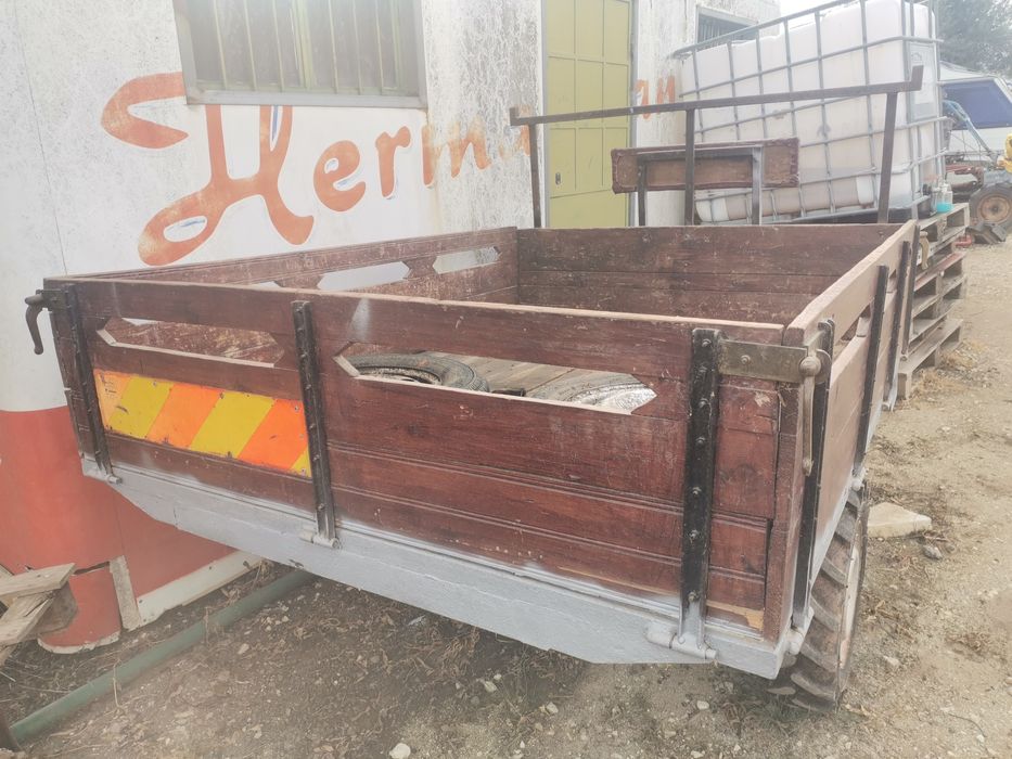 Reboque agrícola motoenxada