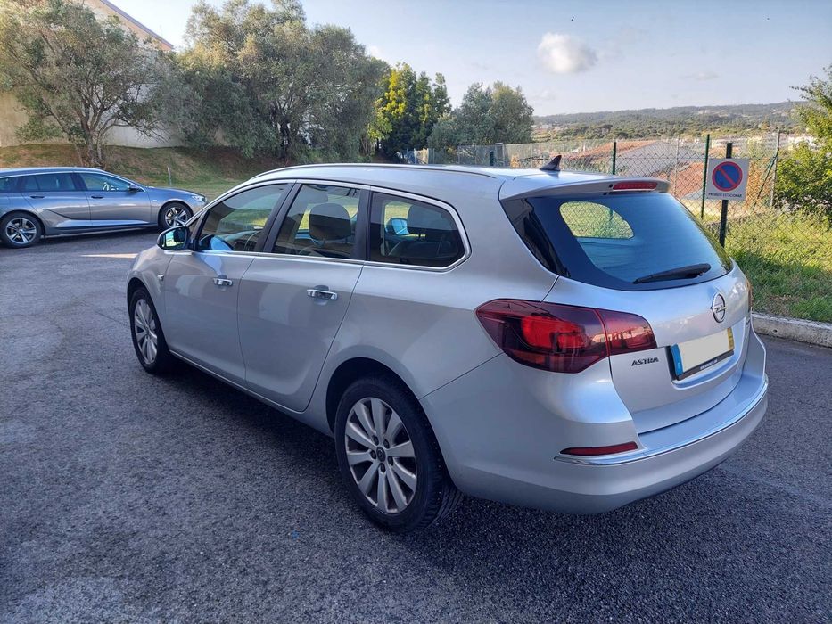 Opel Astra Sports Tourer 2013 1.7 Diesel 130Cv