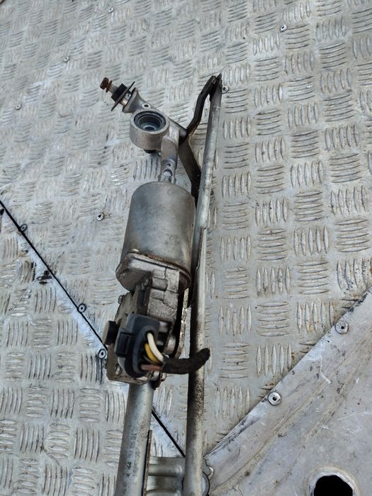 Mechanizm wycieraczek silniczek wycieraczek opel Zafira 2008 r