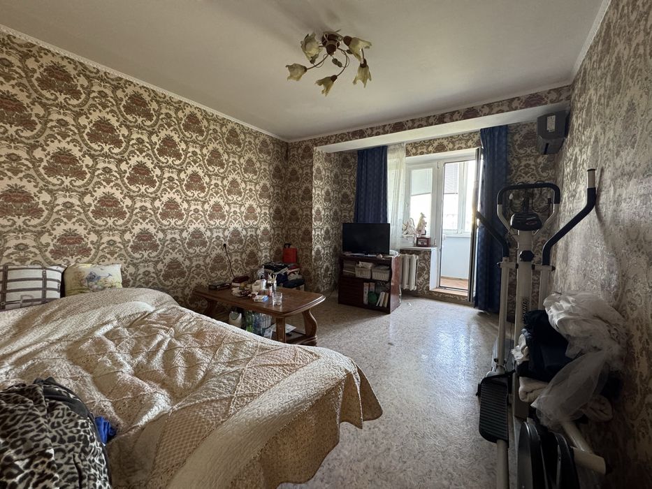 Продаж унікальної дворівневої 5-ти кімнатної квартири р-н Митниця