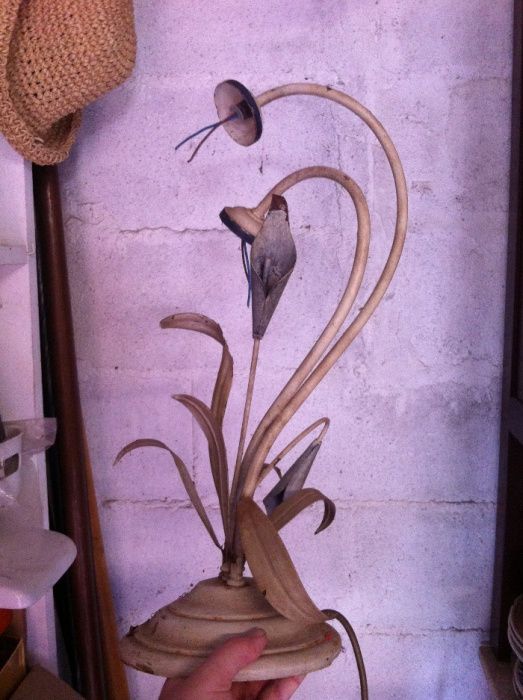 Candeeiro antigo para restaurar