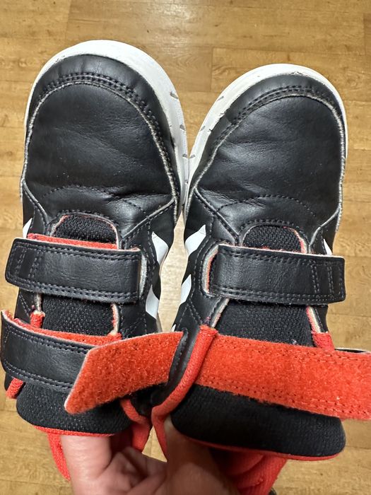 Кросівки, красовки дитячі adidas 33-34 р