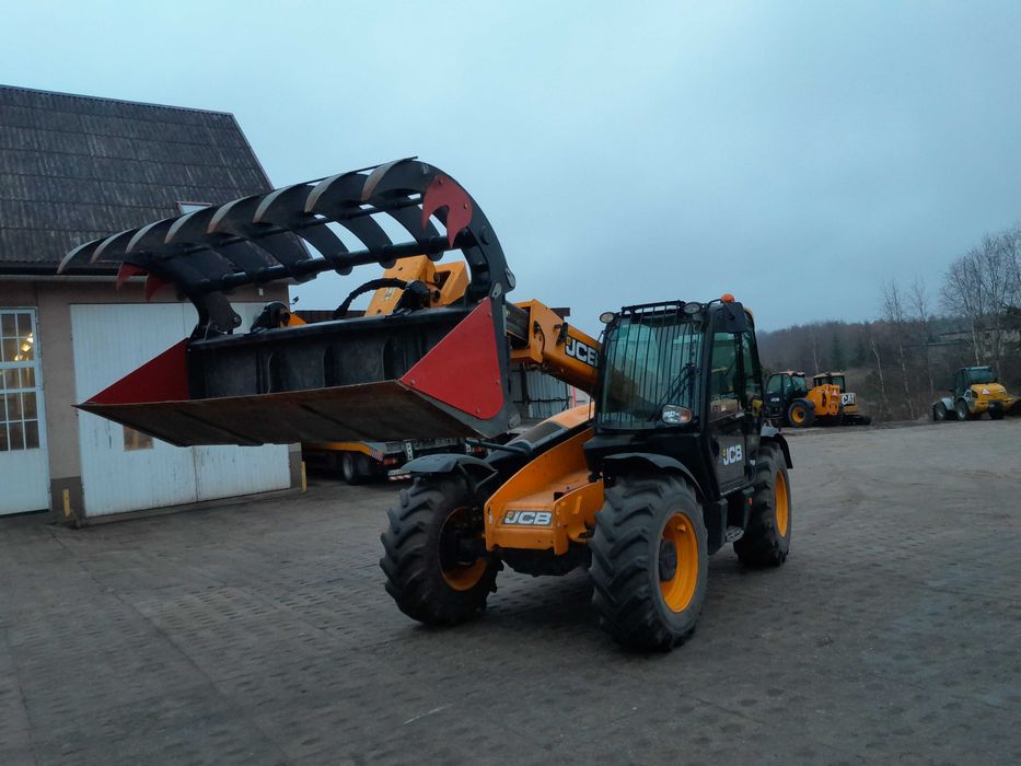 Wynajmę wynajem  wypożyczenie mini ładowarki ładowarkę JCB do obornika