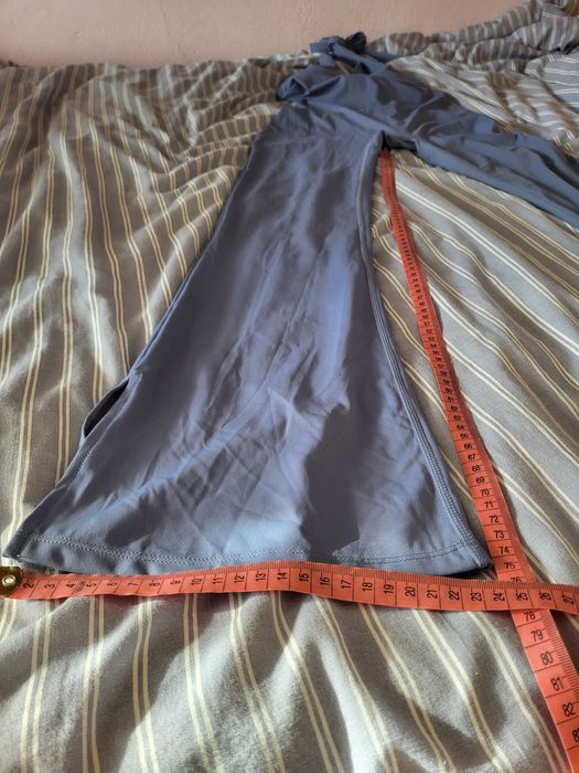 Niebieski kombinezon damski obcisły na siłownię M 38