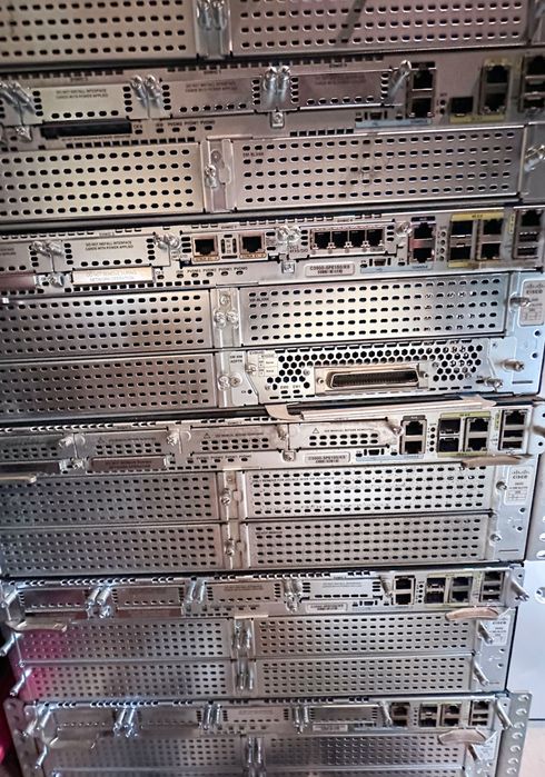 Роутер / Маршрутизатор Cisco 3925 / 3945 Integrated Services Router