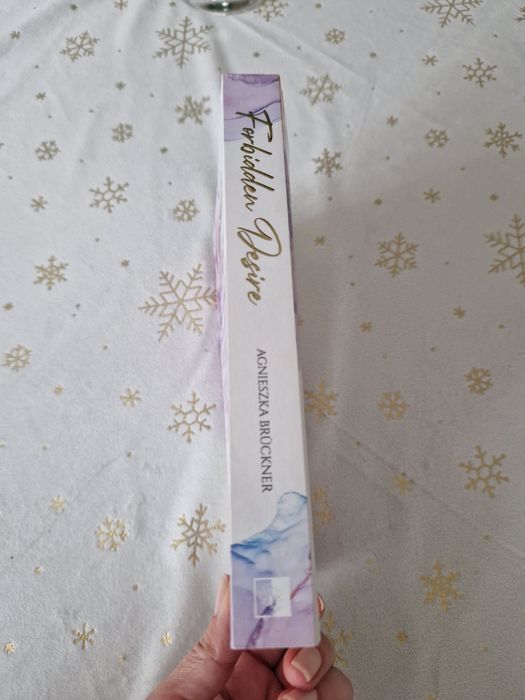 Książka Forbidden desire