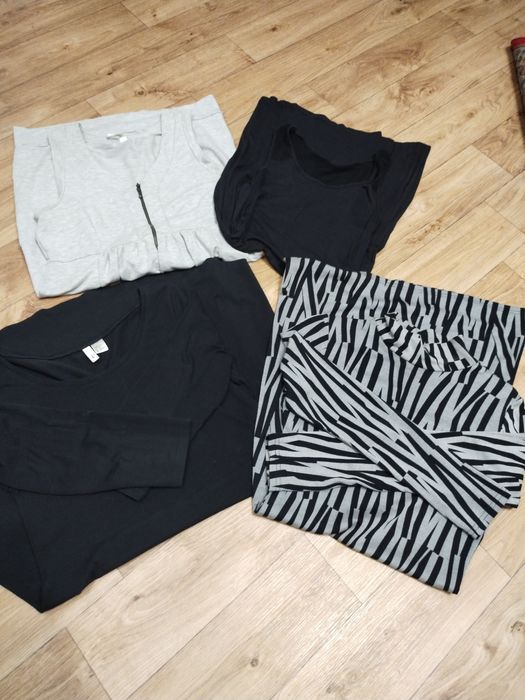 Сукня до коліна з карманами