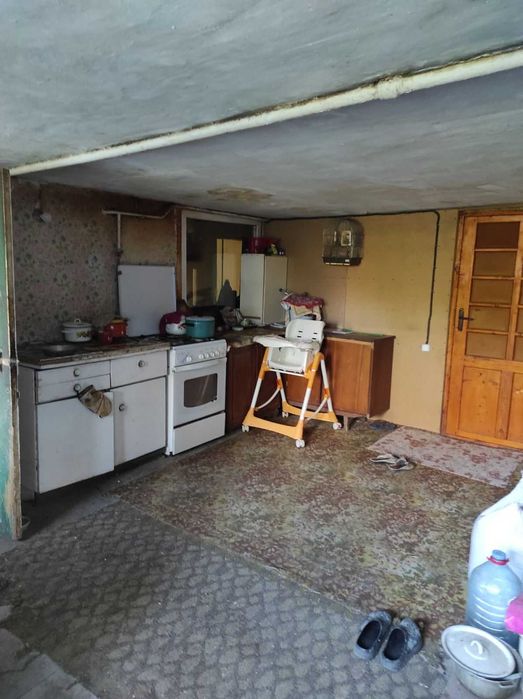 Добротный дом у границы города - в Латовке (Котовке)