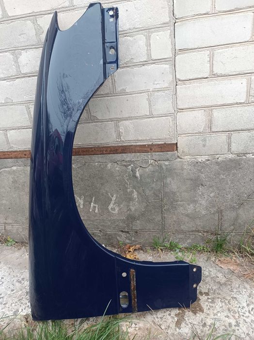 Крило Омега Б передне праве Б/У