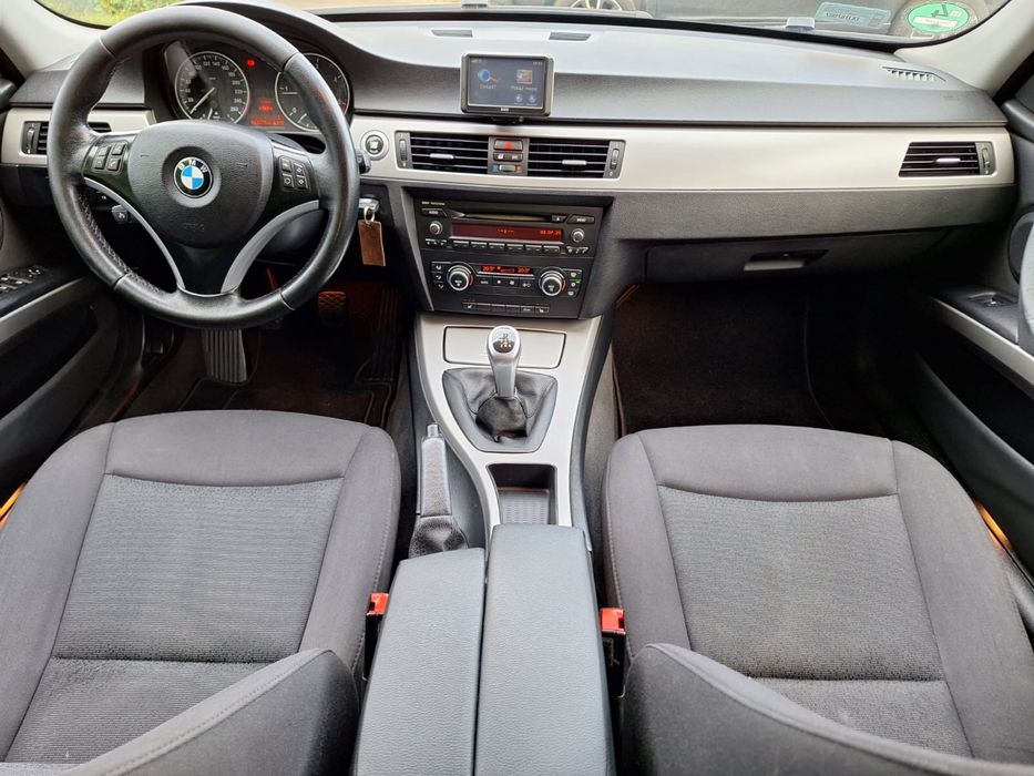 BMW E91 2008 2.0 163km