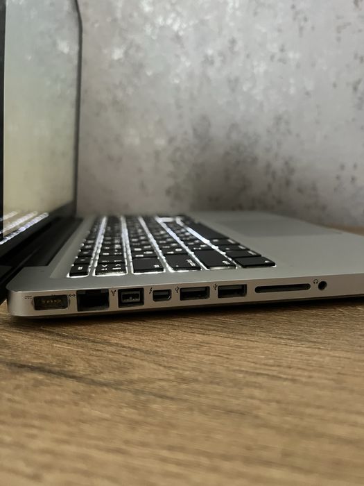 Macbook pro 2011