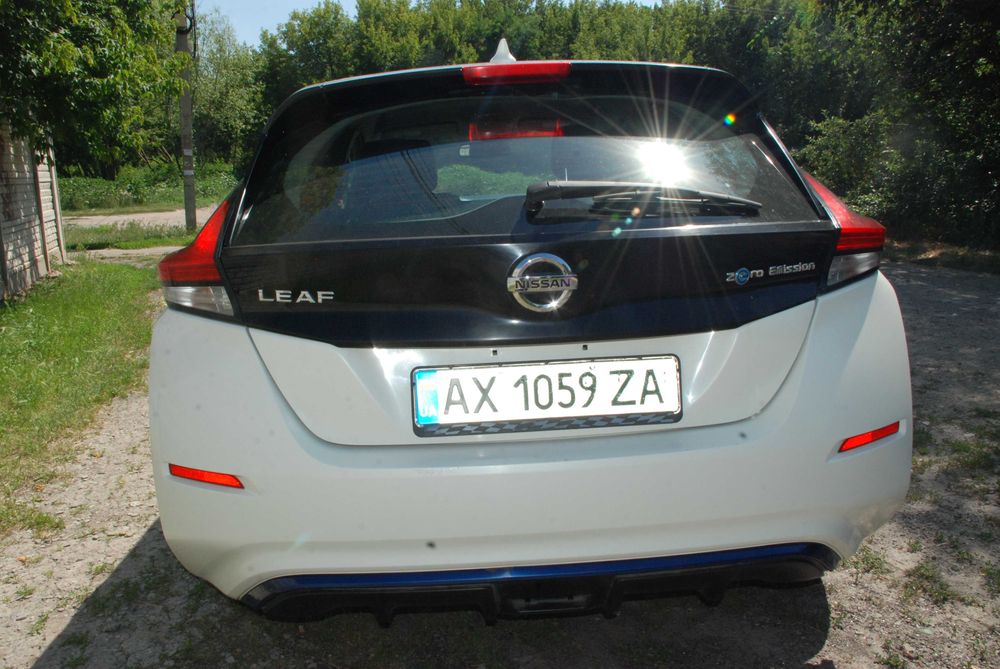 Ниссан Лиф Nissan leaf 2018 в отличном состоянии