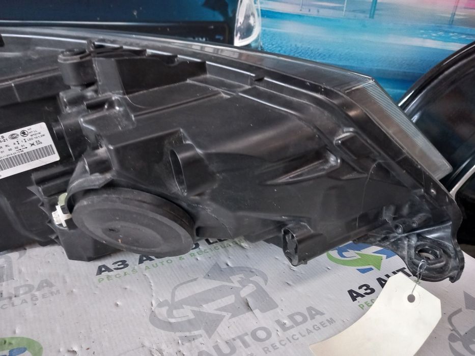 Ótica esquerda Skoda Fabia 3