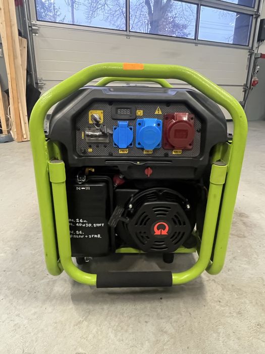 Agregat trójfazowy PRAMAC PX8000 AVR