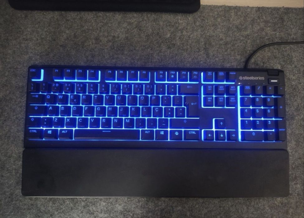 Teclado steelseries apex 3 + rato rival 310