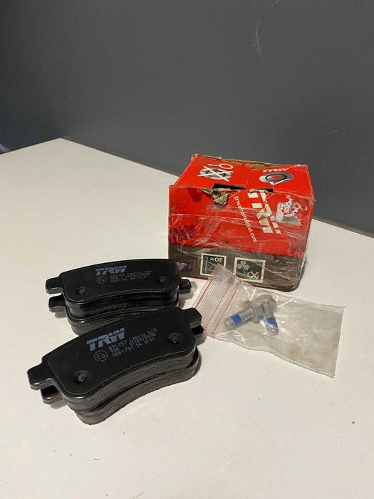 Klocki hamulcowe TRW /RENAULT: Megane, Scenic, Clio/ NOWE / CZĘŚCI