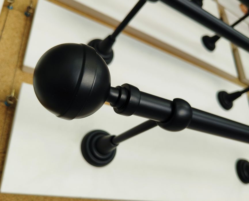 Карниз чёрный матовый 19мм(одинарный)