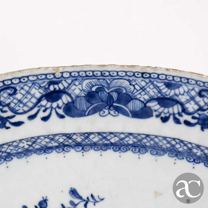 Travessa em porcelana da China, período Qianlong, séc. XVIII