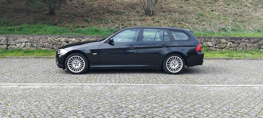 BMW 318 Touring - Diesel - Ano 2010 - Nacional