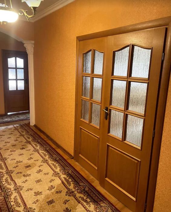 Продаж 3к квартири 116 кв. м на вул. Котляревського