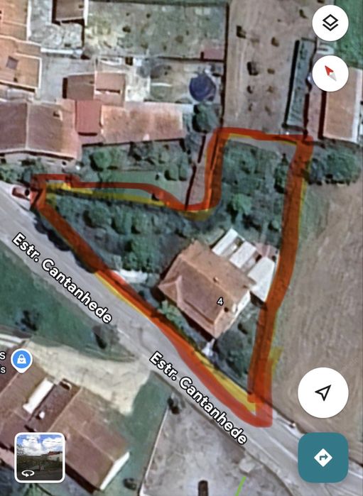 Moradia  T4 + logradouro