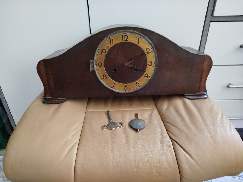 Антикварний годинник Hermle з боєм • Під реставрацію / на запчастини