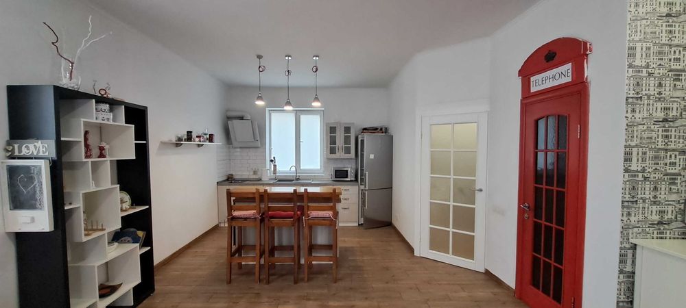 Оренда будинку з Каміном, Дмитрівка