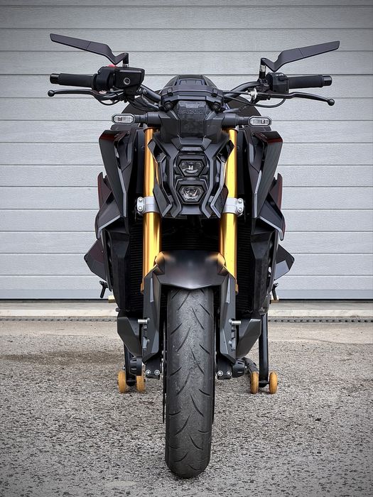 Suzuki GSX-S1000 SC project