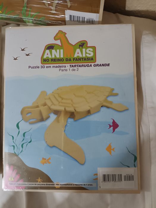 5€ a unidade, puzzles em madeira novos
