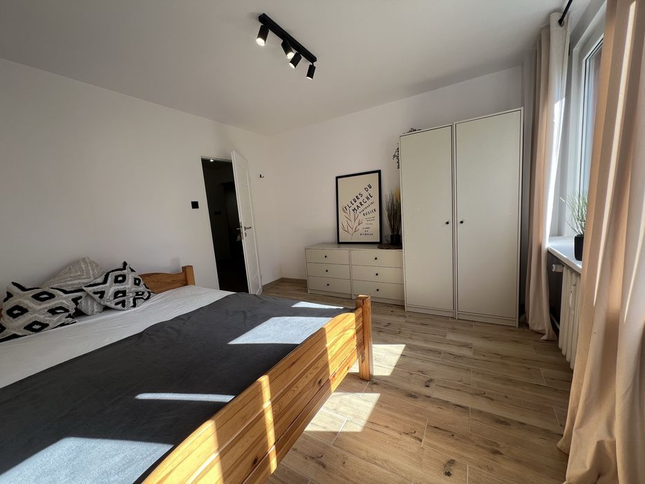Idealna lokalizacja: duży, cichy, słoneczny – pokój prawie 20m²