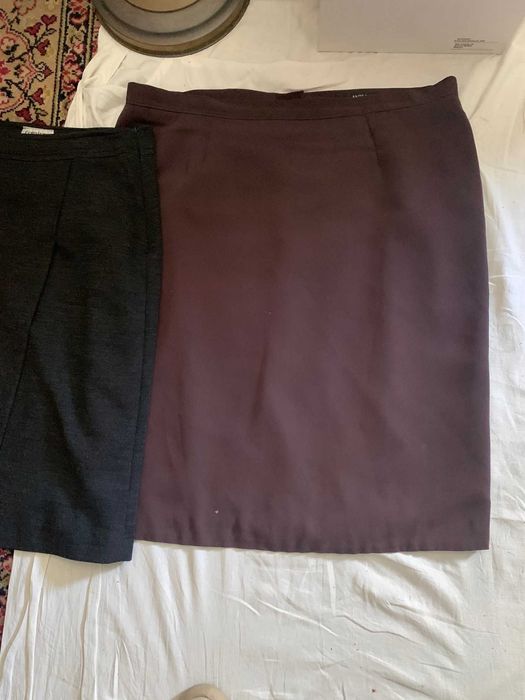 Vendo duas saias / senhora. Tamanho 48.