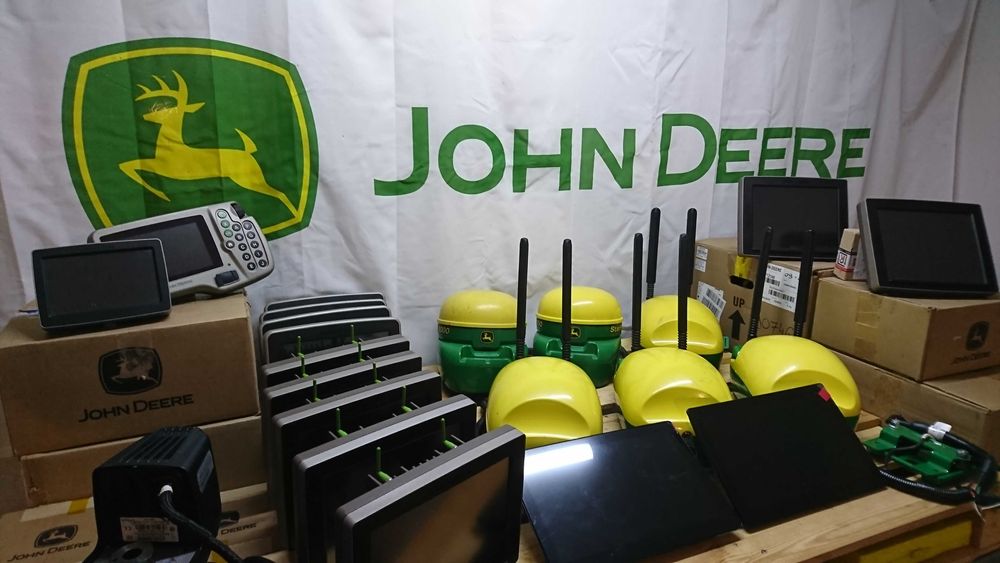 Nawigacja John Deere GreenStar Antena StarFire 6000