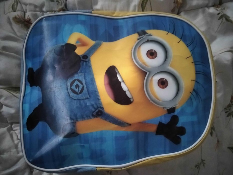 Рюкзак миньон школьный