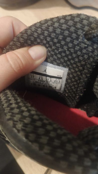 Ботинки Air Jordan р.37,5