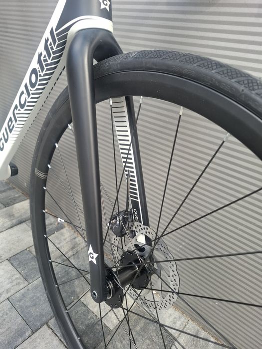 Rower szosowy szosa Guerciotti Cartesio Disc L 56 full Shimano Ultegra 11v karbon tarcze