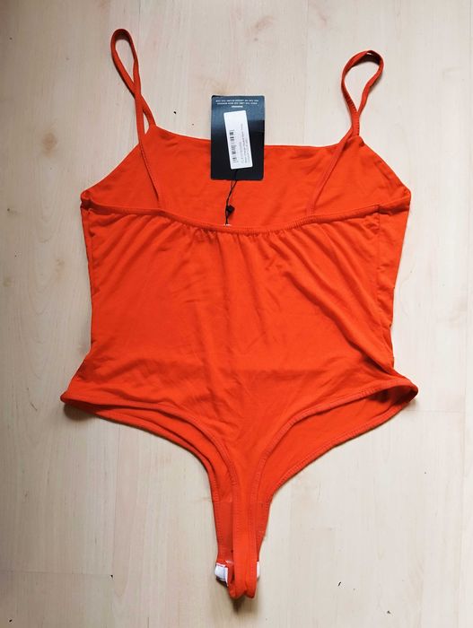 pomarańczowe body na ramiączkach L gładkie dopasowane elastyczne oranż