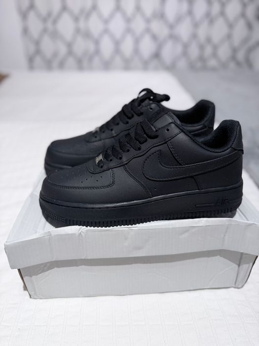 Nike air max 1 - pretas - tamanho 41 - novas
