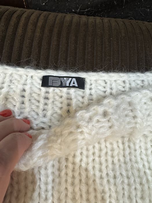 Світер з мохеру