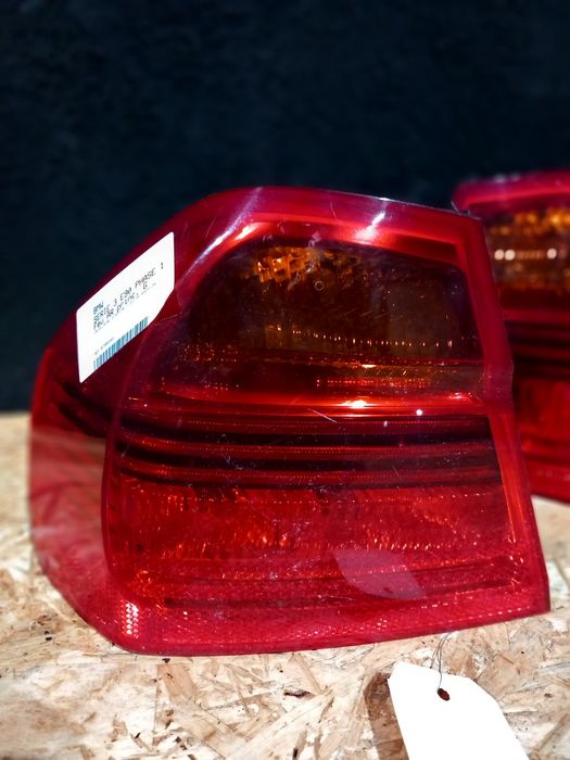 Farolim trás stop esquerdo e direito BMW E90