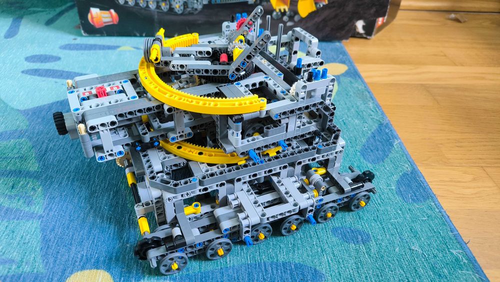 Klocki LEGO Technic 42055 koparka gąsienicowa