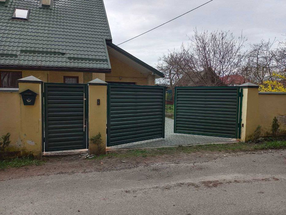 Ворота відкатні та розпашні