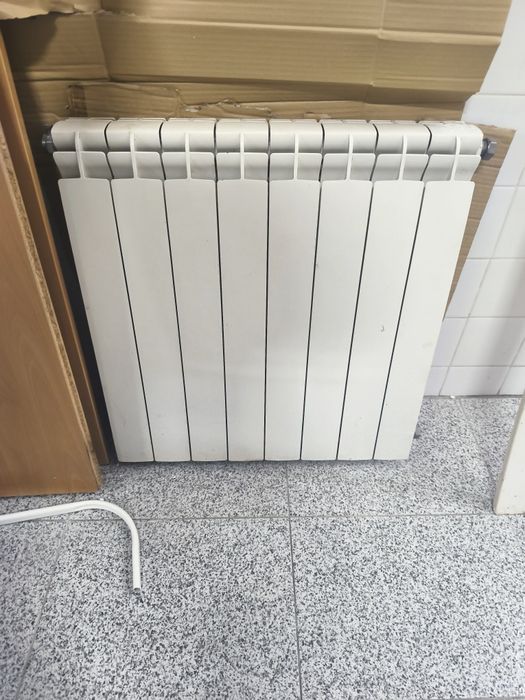 Various Gas Radiators434369609052334081