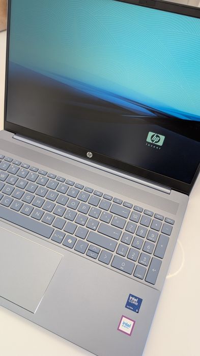 HP Pavilion 16-af0003sl Intel Core Ultra 5 16 GB / 512 GB Blue (2025)