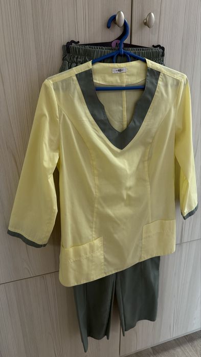 Хірургічний костюм жіночий