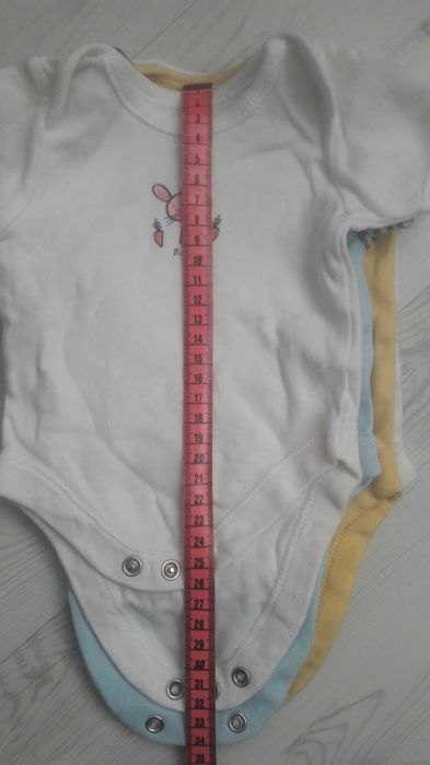 Бодіки на новонародженого малюка. 4 шт за 40 грн