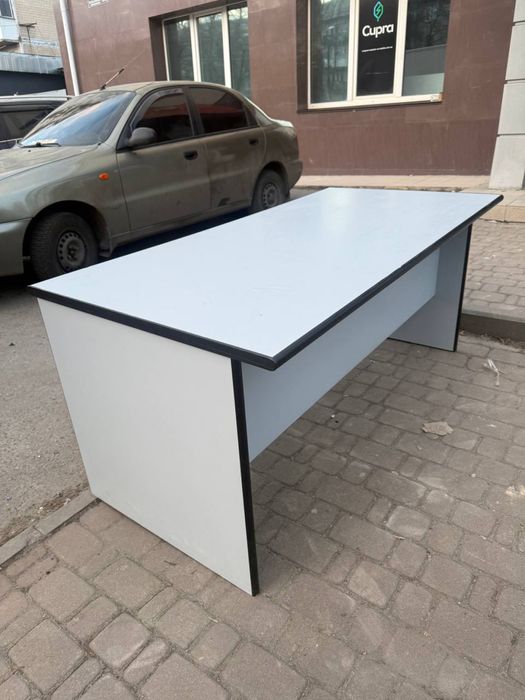 РОЗПРОДАЖ меблів для офісу великий вибір