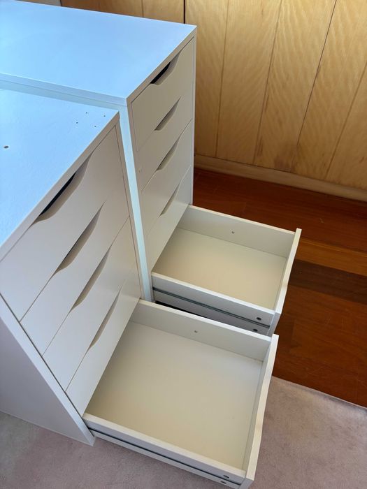 2 Blocos de gavetas IKEA brancos